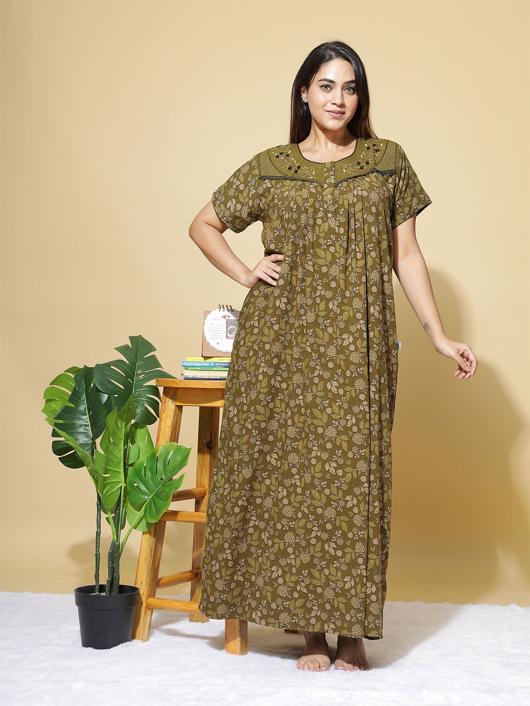 

9shines Label Floral Printed Maxi Nightdress, Green