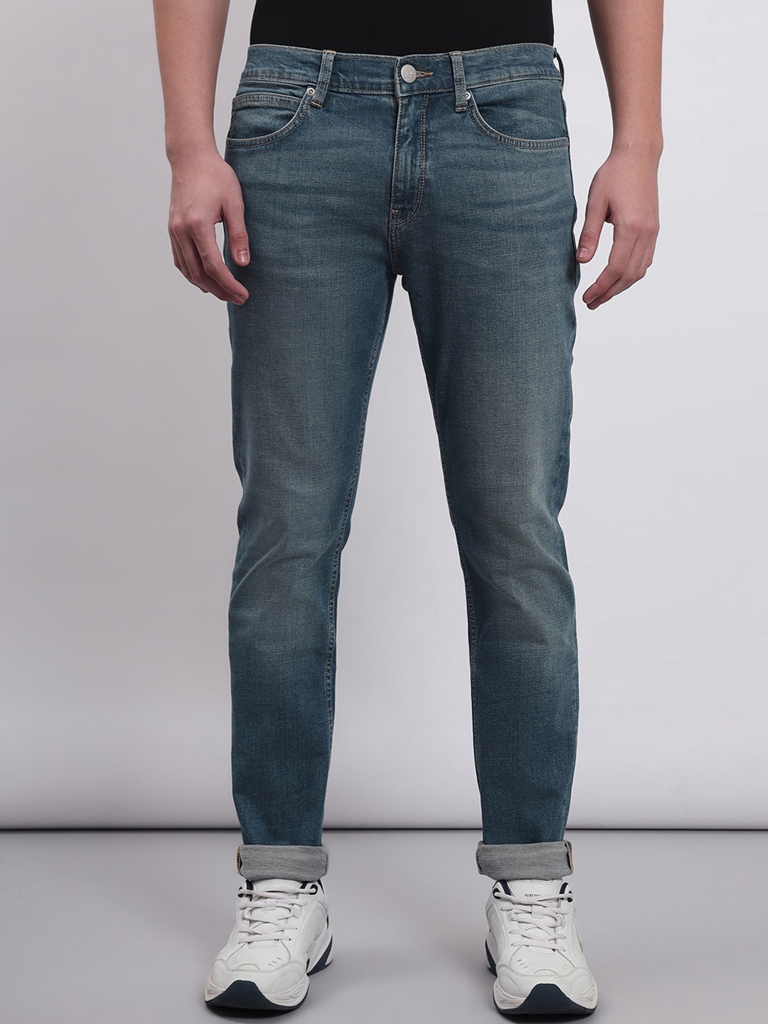

Lee Men Slim Fit Clean Look Light Fade Stretchable Jeans, Blue