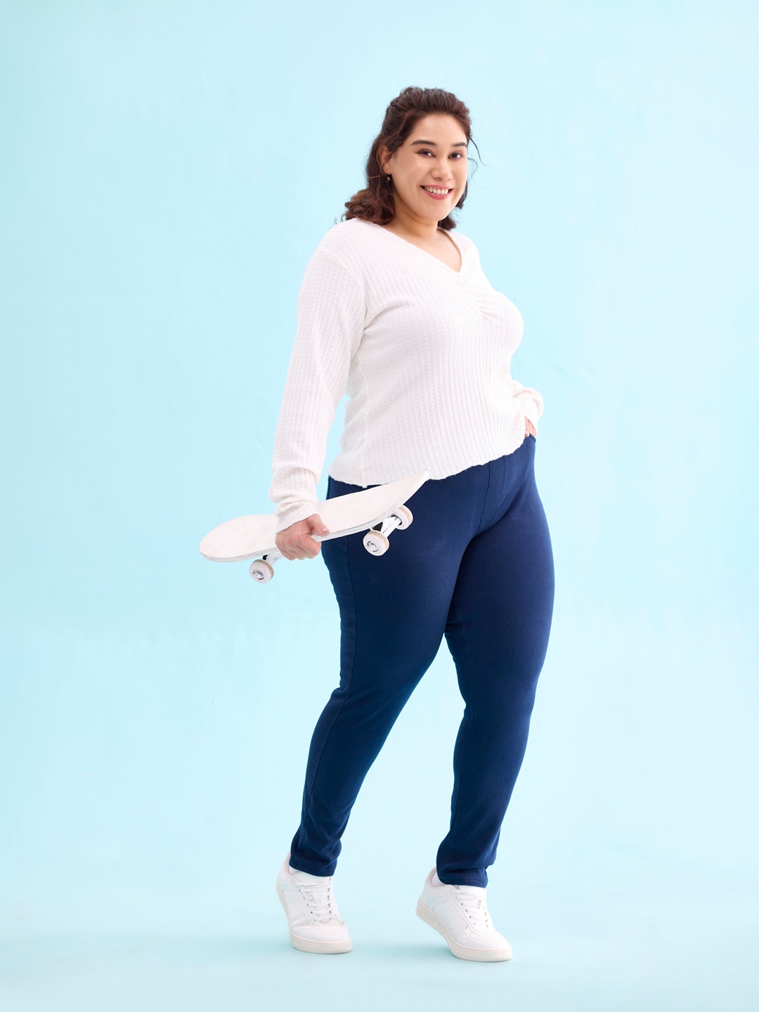 

Go Colors Women Slim Fit Jeggings, Navy blue