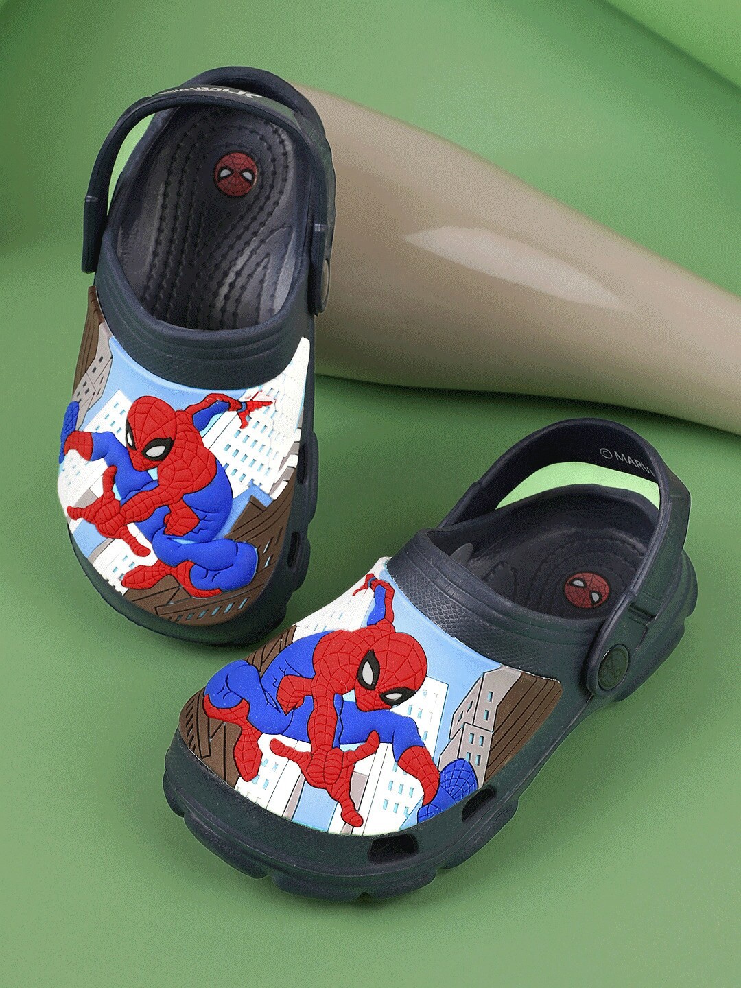 

Kids Ville Boys Spider-Man Printed Clogs, Navy blue