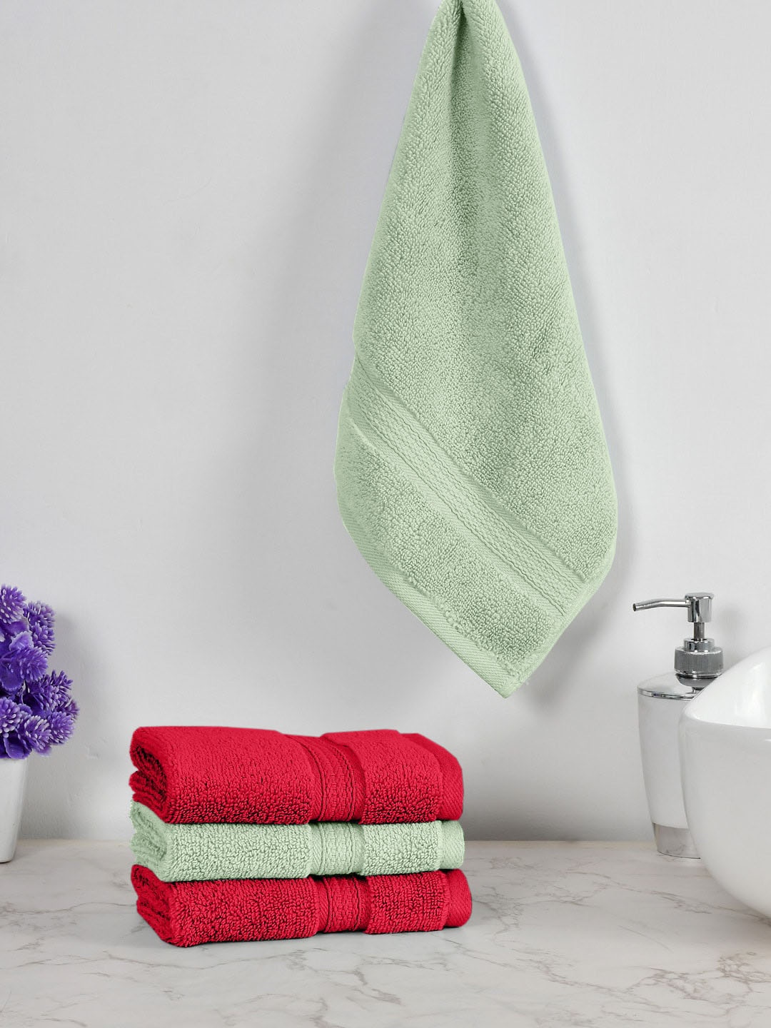 

AVI Living Green & Red 4 Pieces 550 GSM 100% Cotton Face Towels