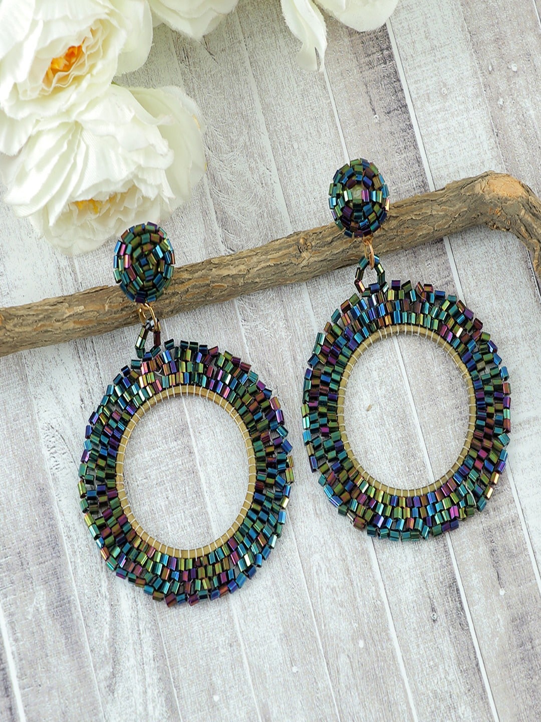 

UNIVERSITY TRENDZ Gold Plated Classic Drop Earrings