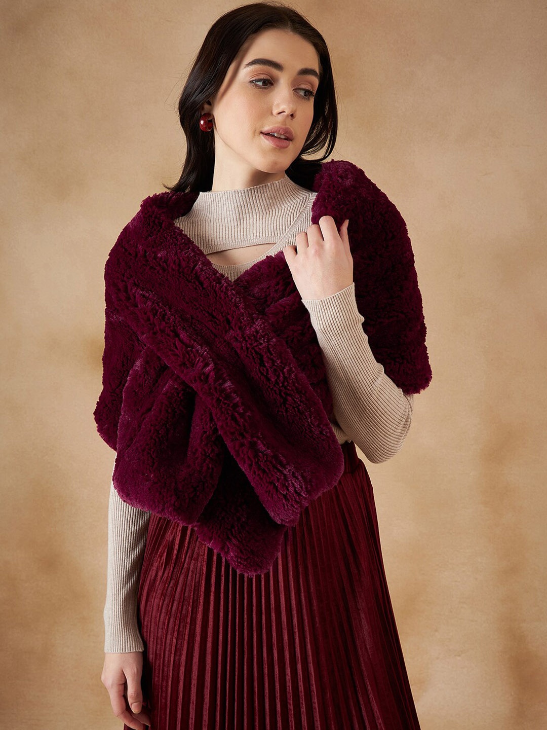 

InWeave Faux Fur Cape Acrylic Reversible Shawl, Burgundy