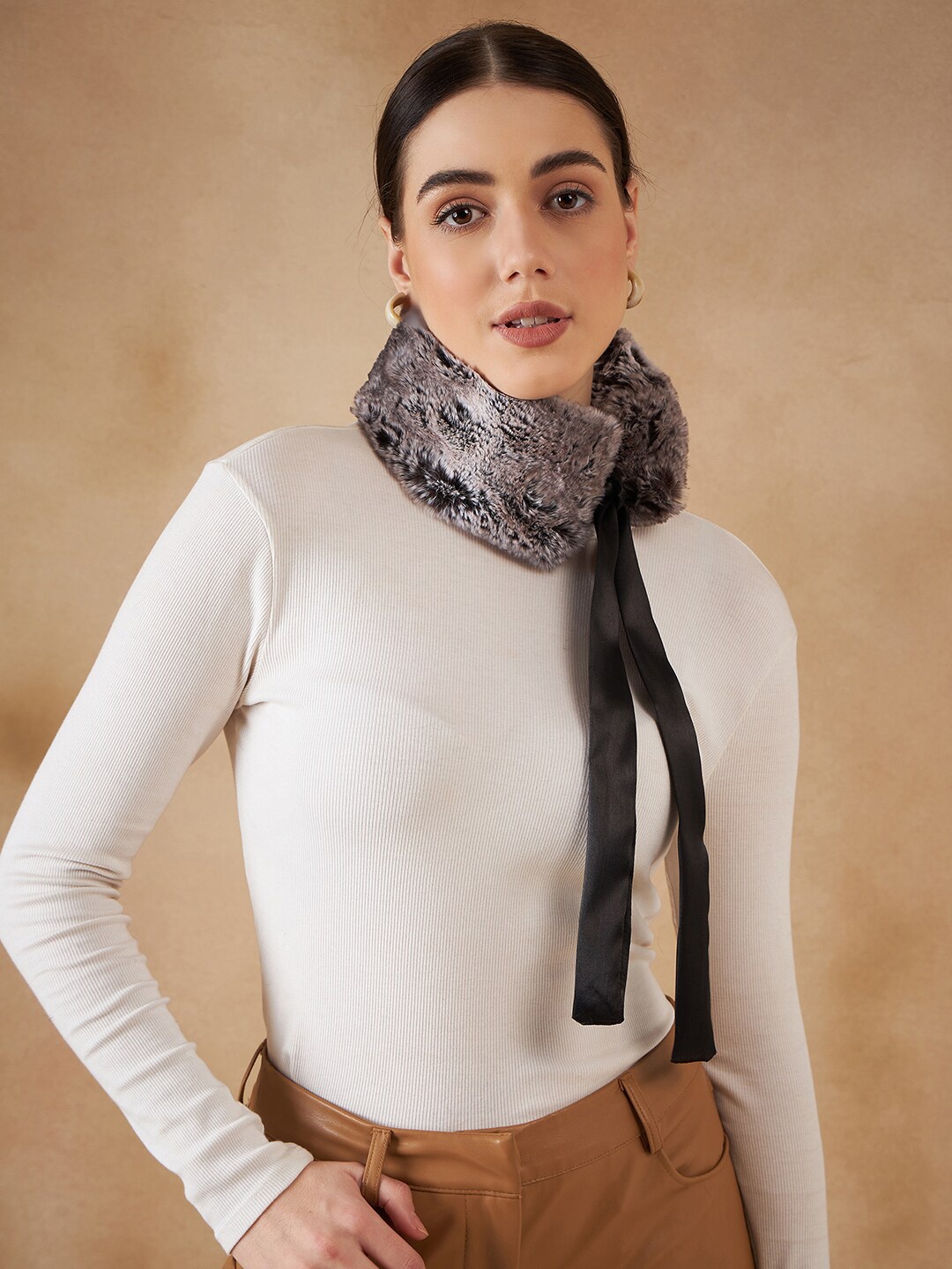 

InWeave Women Grey Self Design Acrylic Scarf