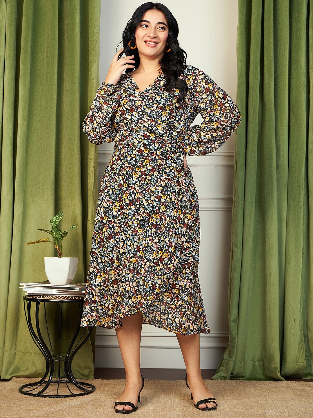 

KASSUALLY Plus Size Black Floral Printed Ruffled Georgette Wrap Midi Dress