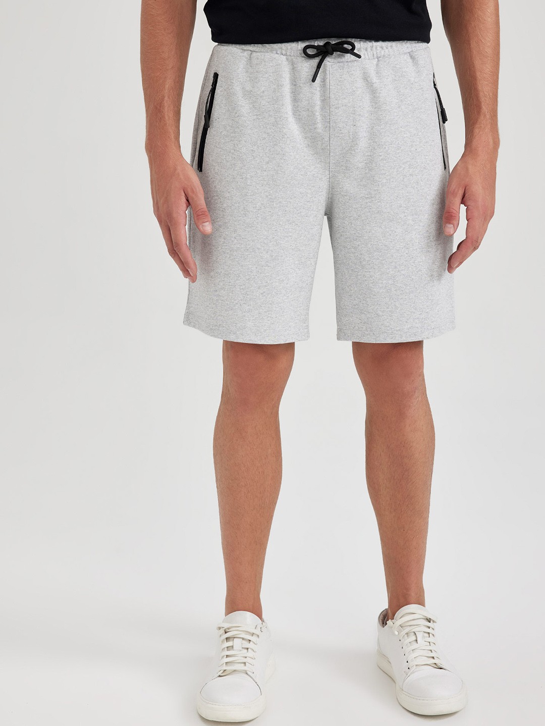 

DeFacto Men Mid-Rise Shorts, Grey