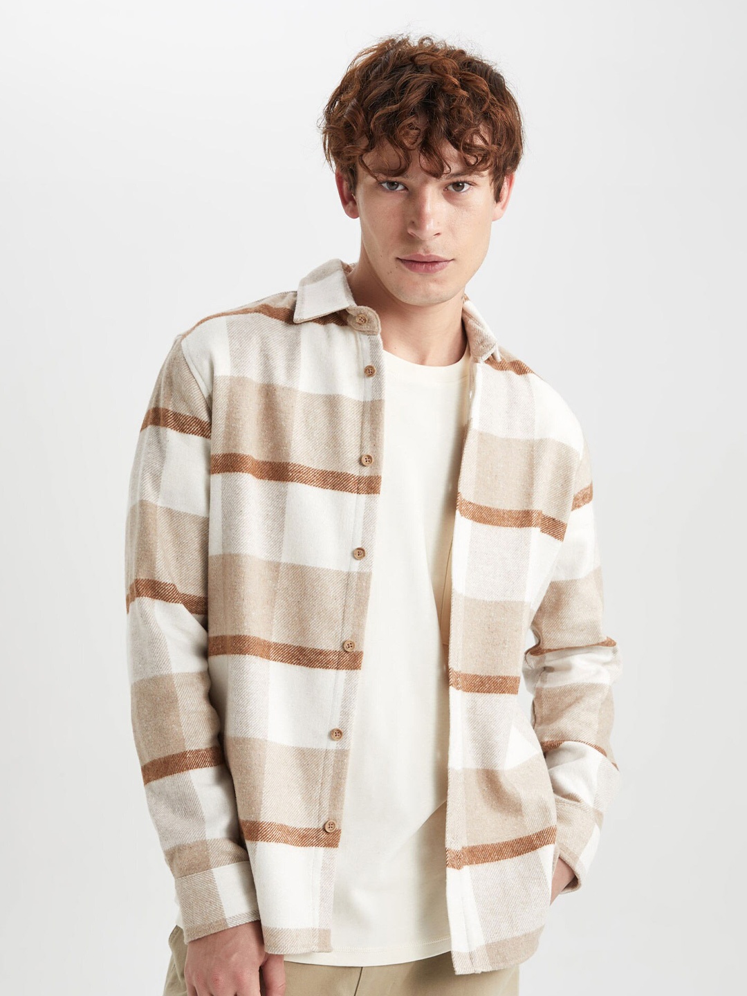 

DeFacto Checked Spread Collar Casual Shacket, Off white