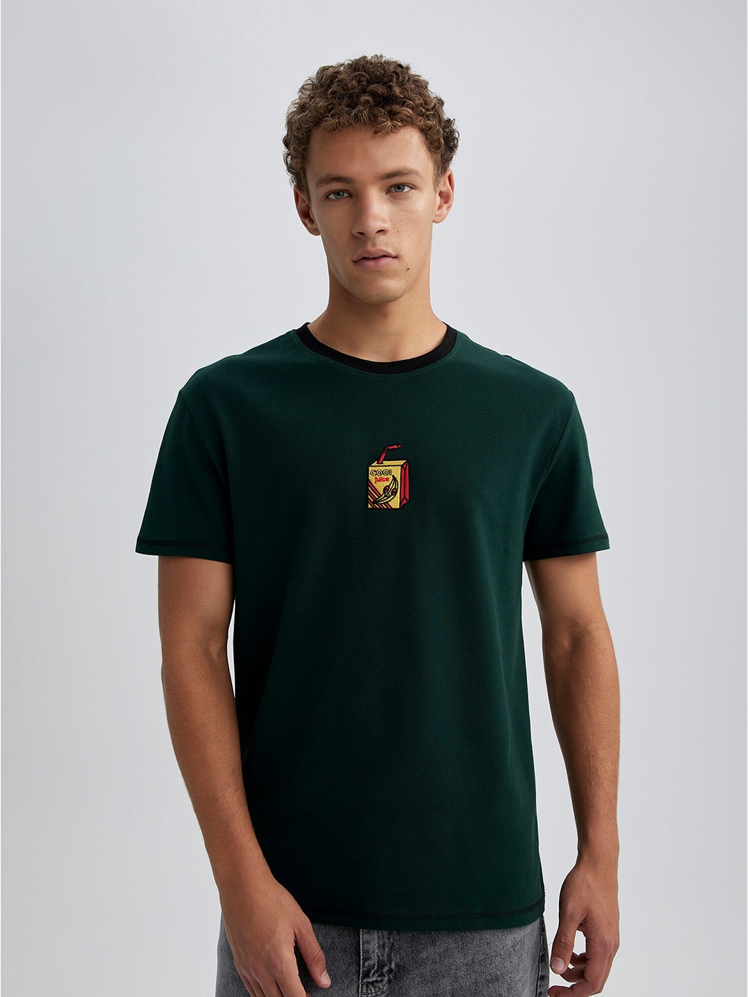 

DeFacto Round Neck Pure Cotton T-shirt, Green