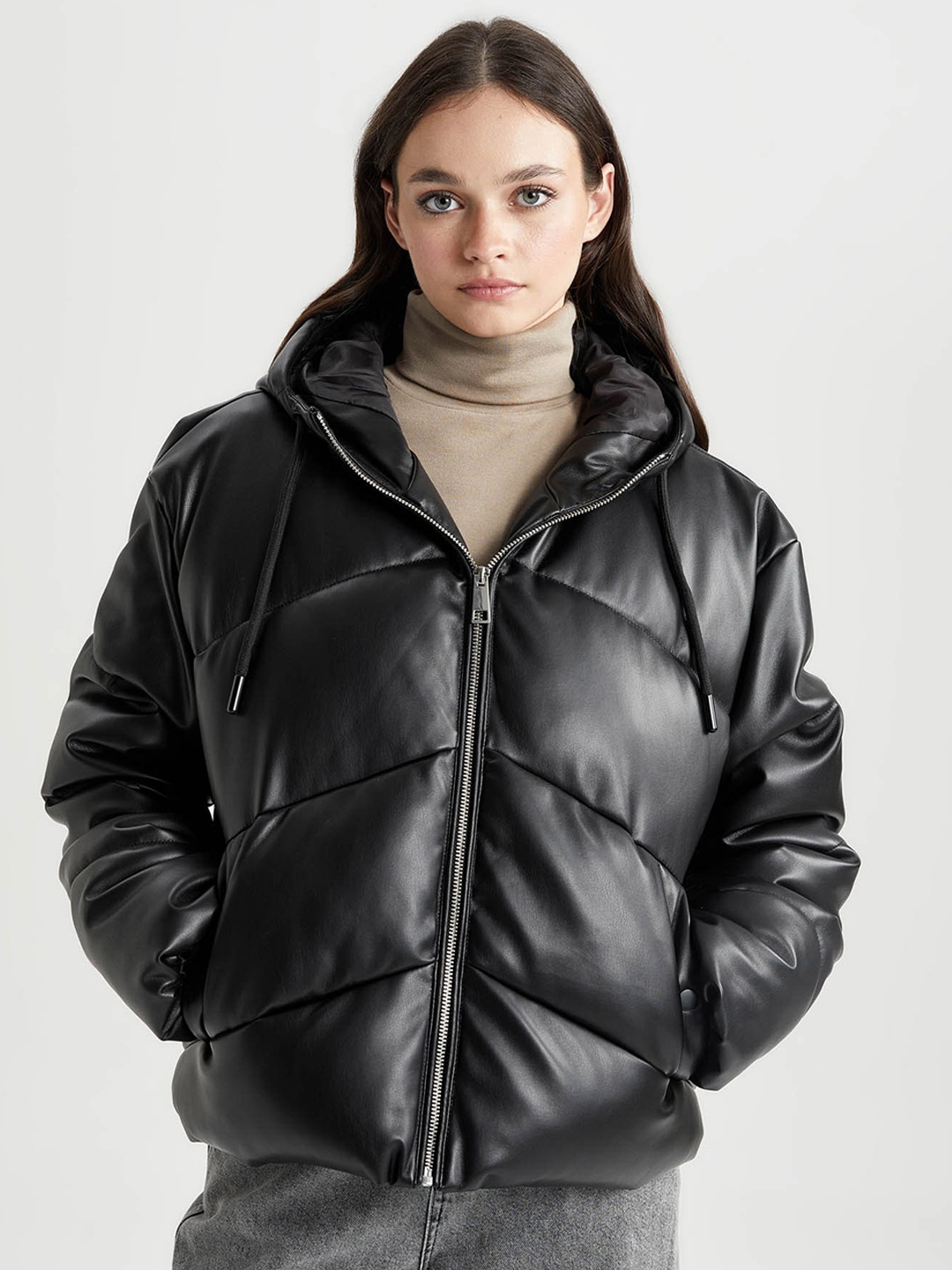 

DeFacto Hooded Puffer Jacket, Black