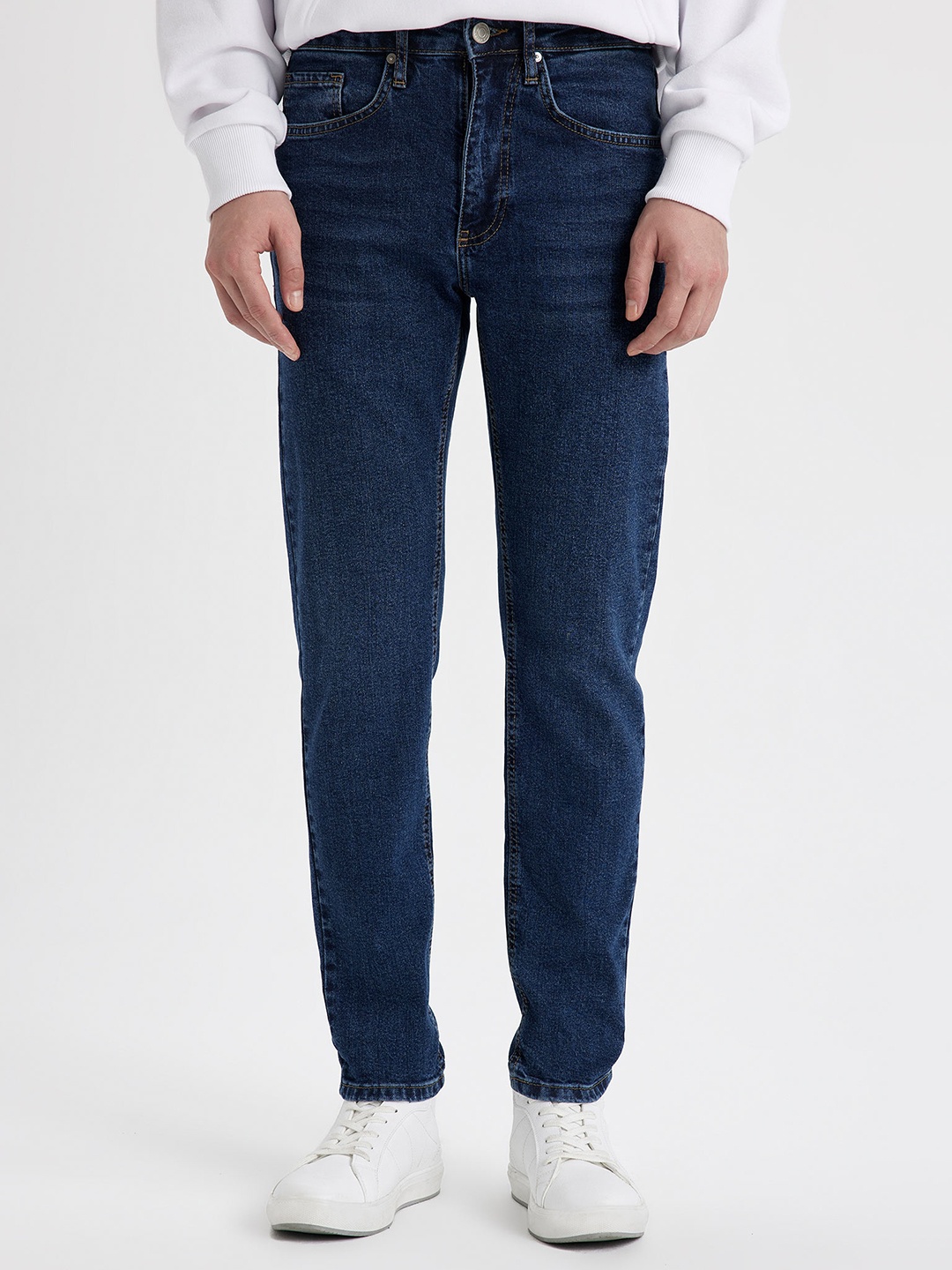 

DeFacto Men Mid-Rise Clean Look Stretchable Jeans, Blue