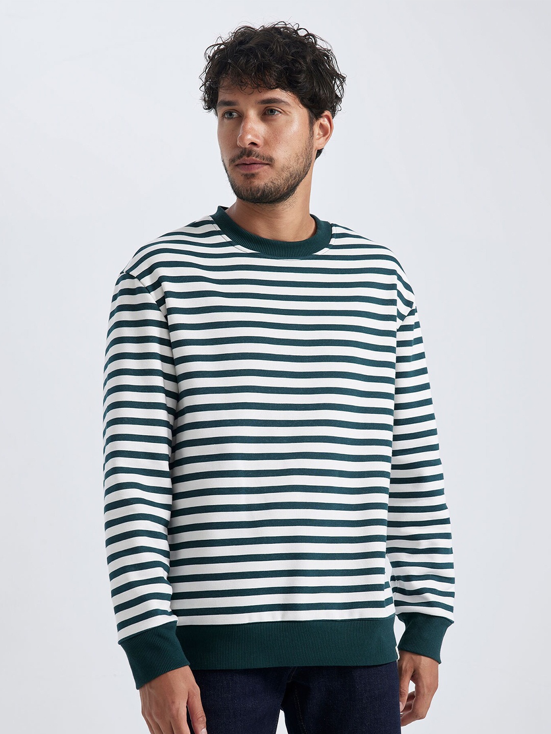 

DeFacto Striped Round Neck Pullover Sweatshirt, White