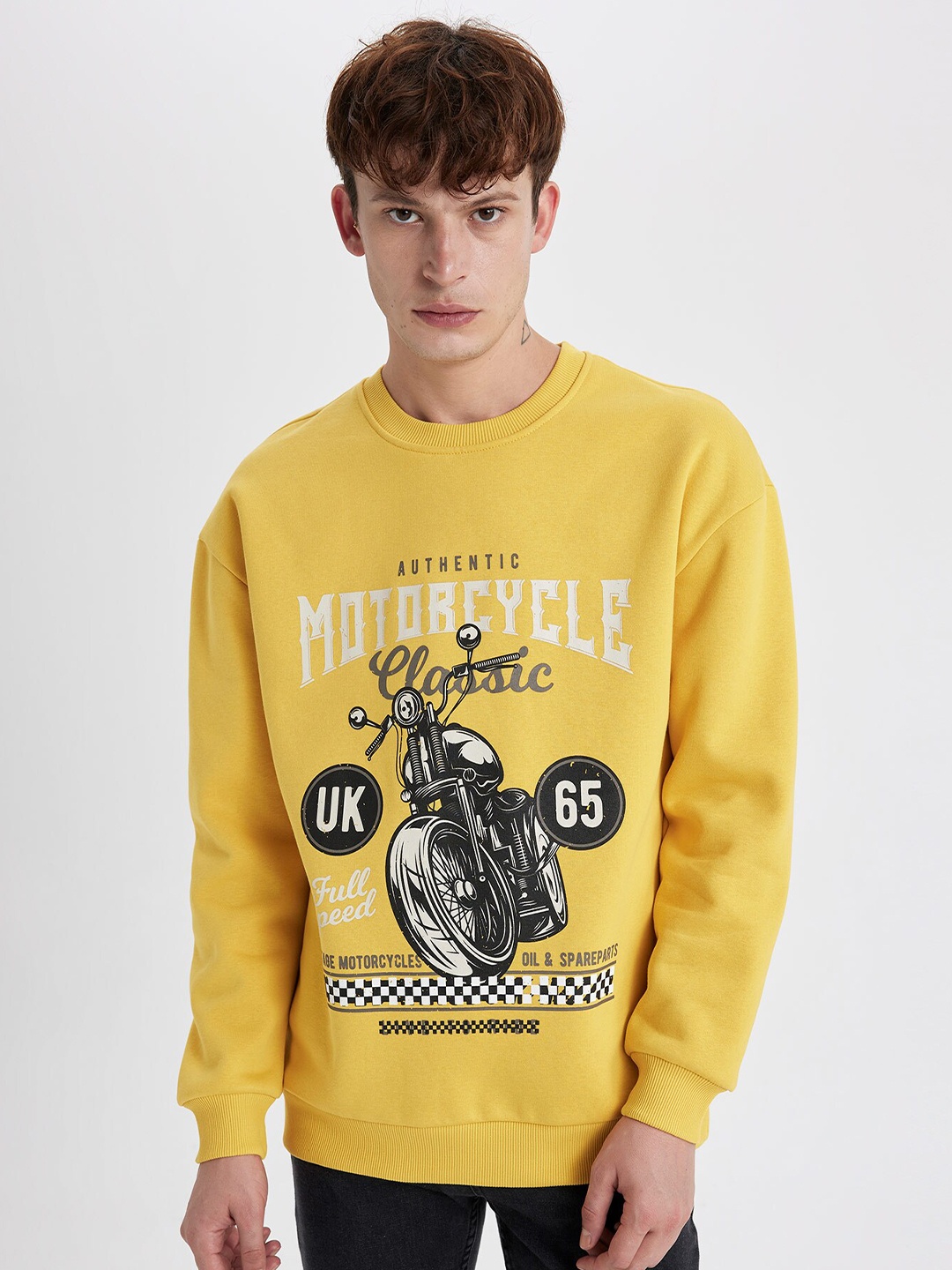 

DeFacto Graphic Printed Pullover Sweatshirt, Yellow