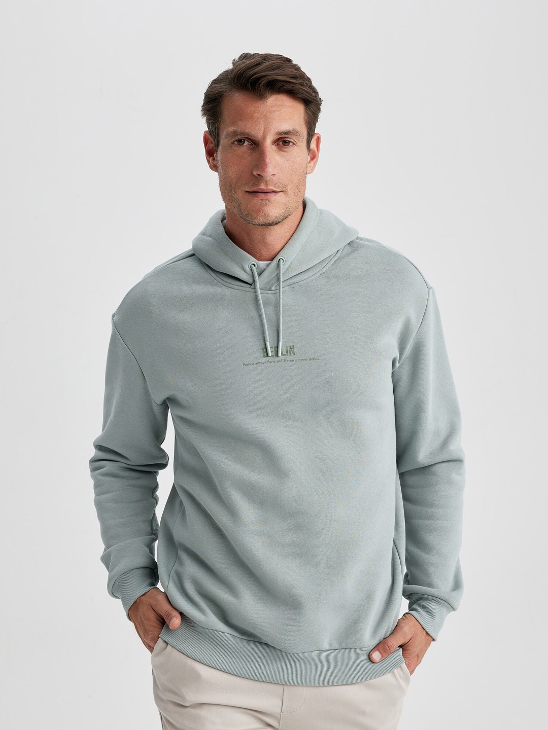 

DeFacto Hooded Pullover Sweatshirt, Green
