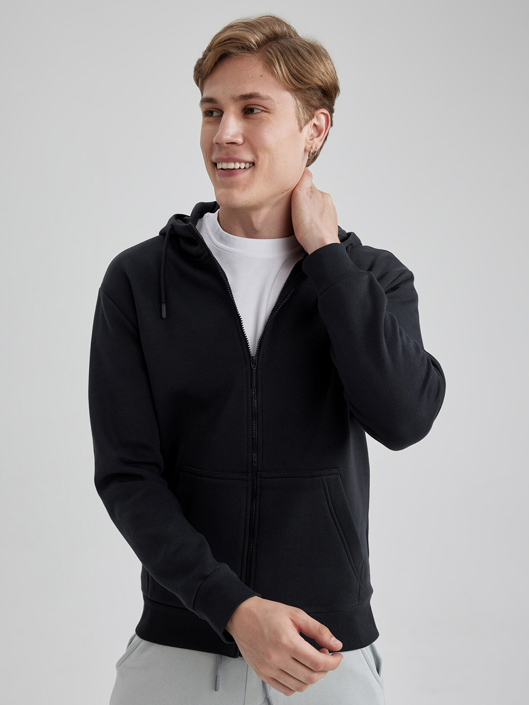 

DeFacto Hooded Front Open Pullover, Navy blue