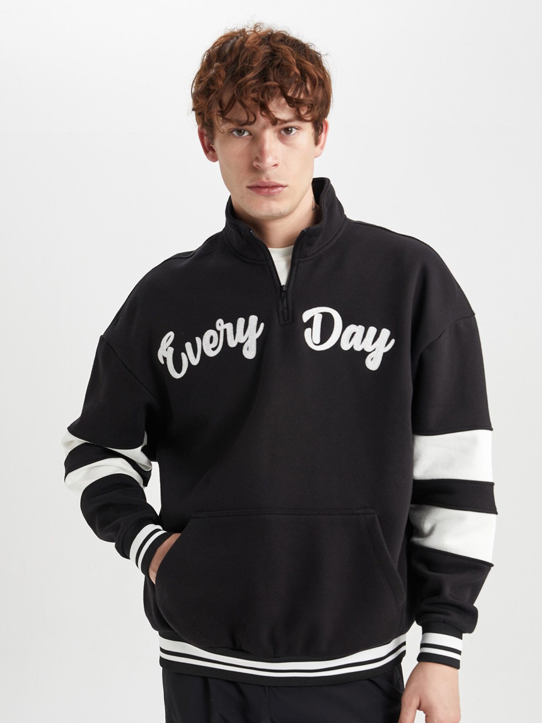 

DeFacto Typography Embroidered Pullover Sweatshirt, Black
