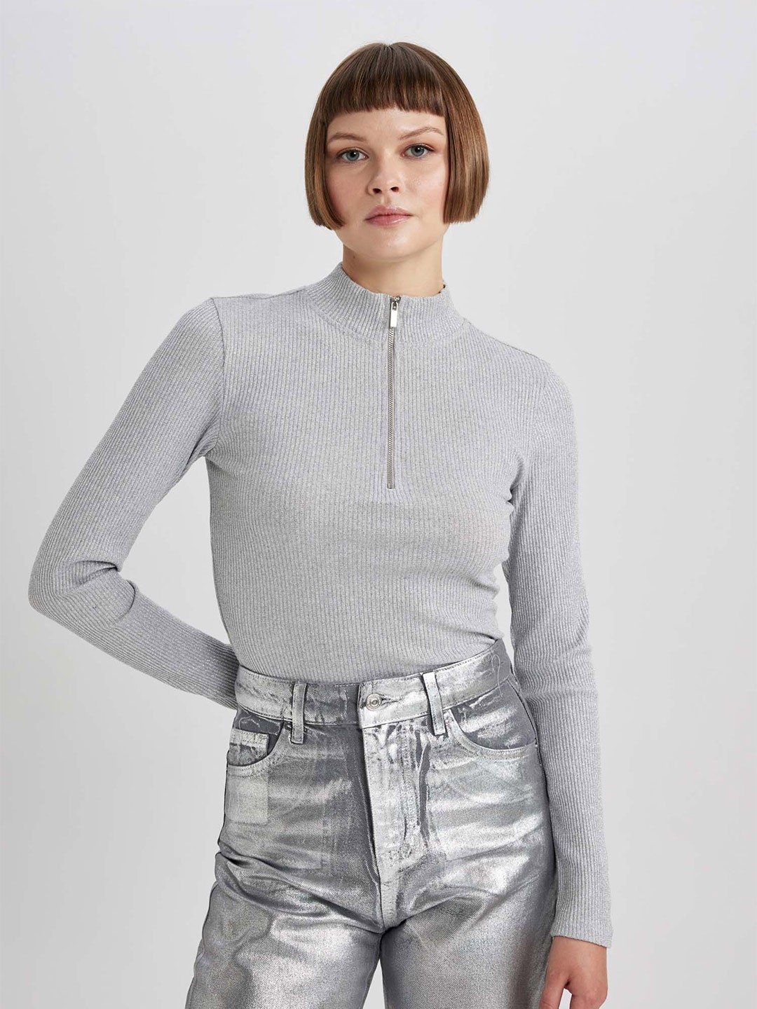 

DeFacto Vertical Striped High Neck Fitted Top, Grey