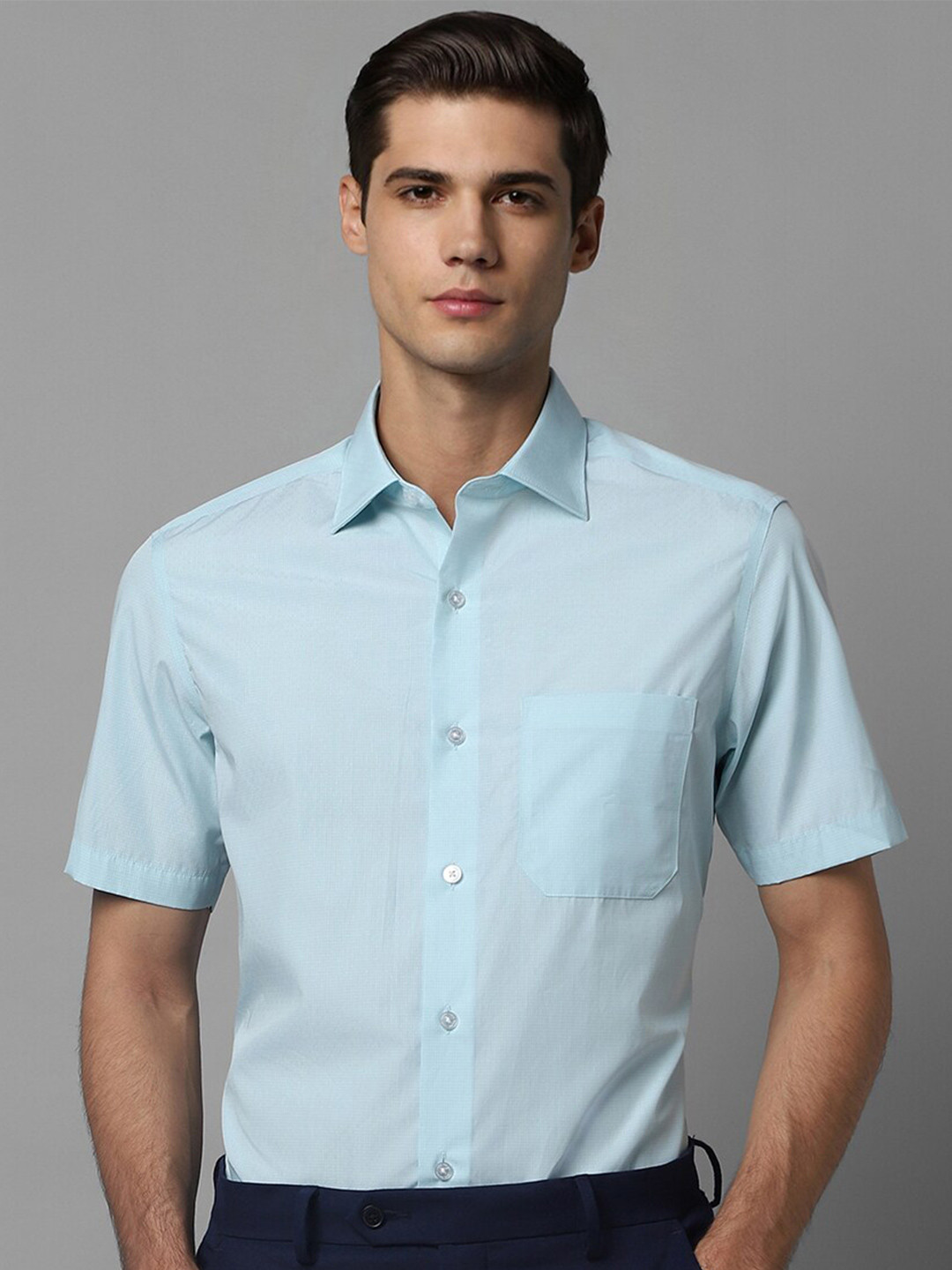

Louis Philippe Spread Collar Short Sleeves Pure Cotton Formal Shirt, Blue