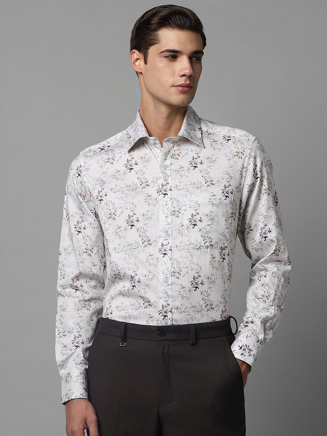

Louis Philippe Men Grey Floral Opaque Printed Formal Shirt