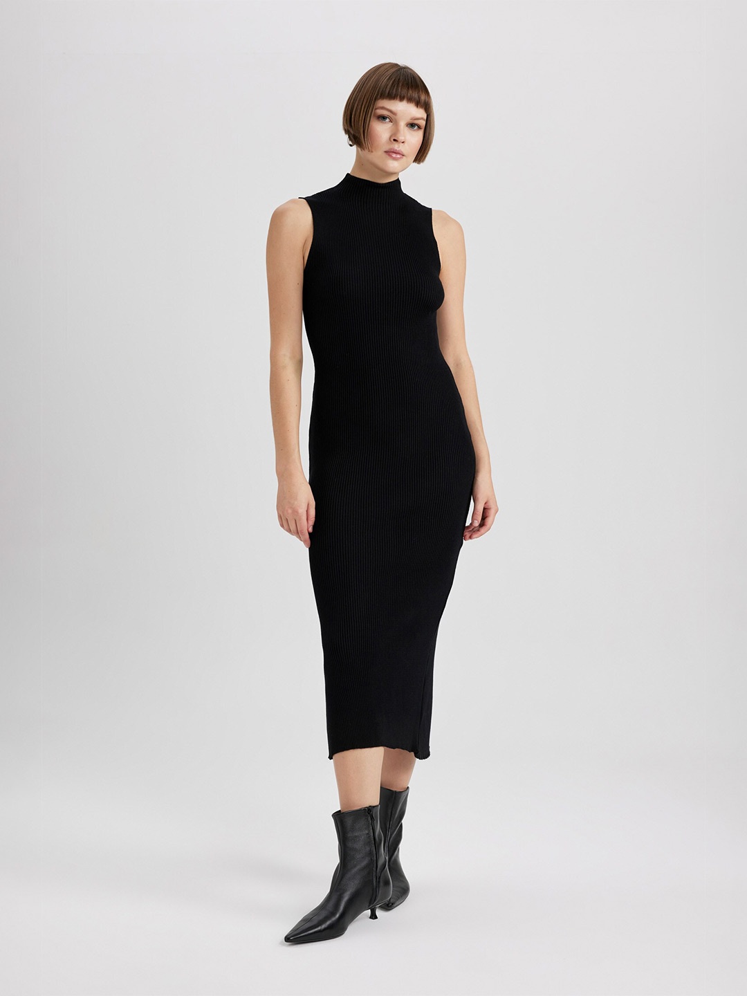 

DeFacto Self Design High Bodycon Midi Dress, Black