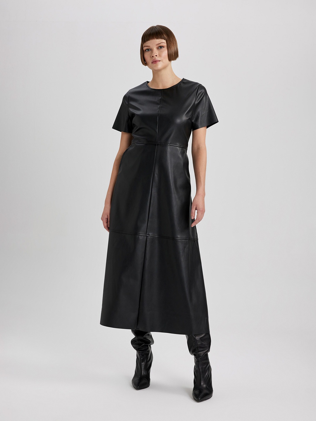 

DeFacto Round Neck Short Sleeves Maxi A-Line Dress, Black