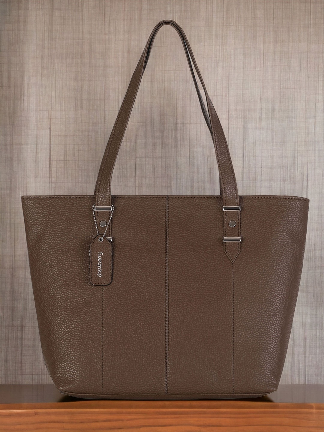 

DressBerry Brown Oversized Structured Shoulder Bag
