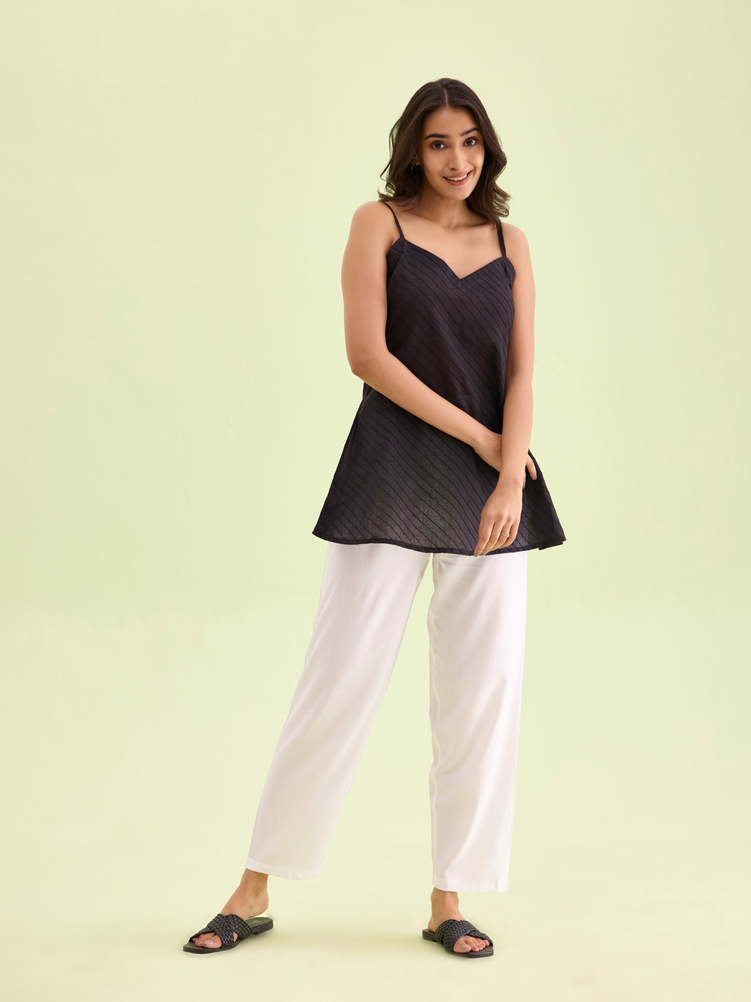 Go Colors Women Relaxed Loose Fit Trousers, White