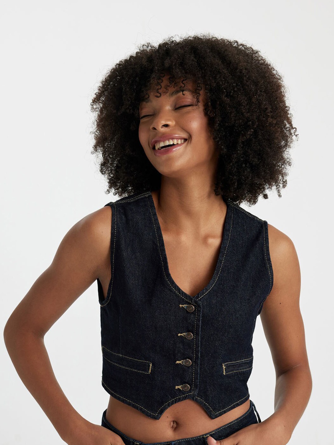 

DeFacto V-Neck Open Front Waistcoat, Black