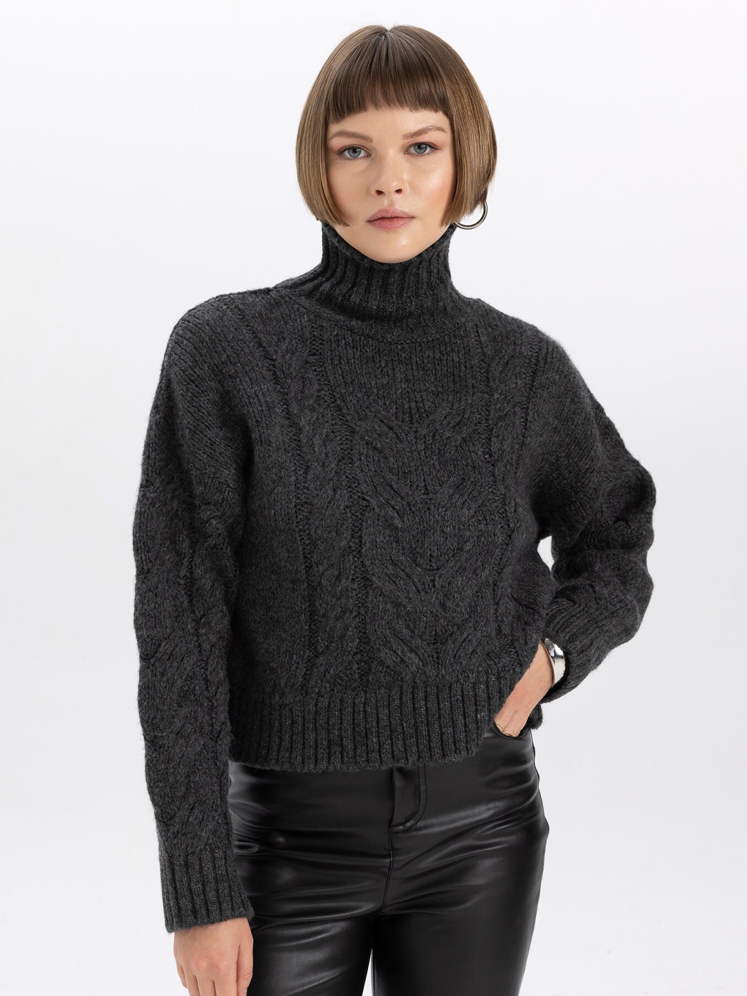 

DeFacto High Neck Acrylic Sweater, Black