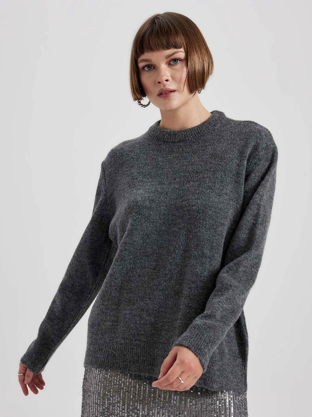 

DeFacto Round Neck Pullover Sweater, Grey