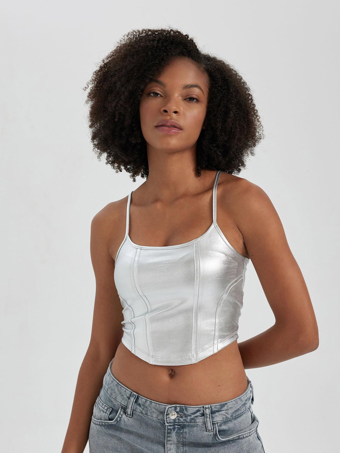 

DeFacto Shoulder Strap Fitted Crop Top, Grey