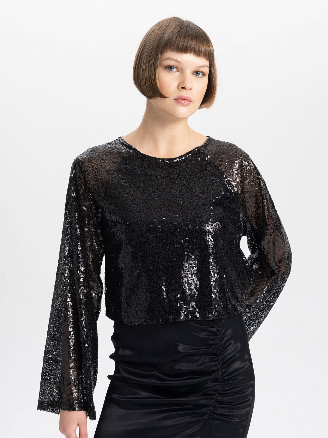 

DeFacto Embellished Round Neck Flared Sleeves Top, Black