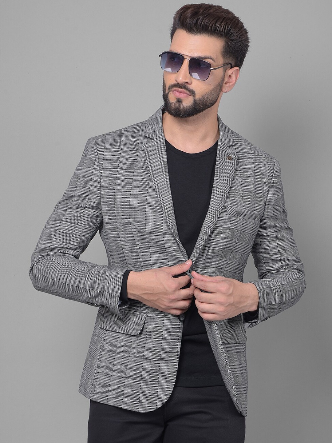 

Crimsoune Club Checked Notched Lapel Collar Slim Fit Single Breasted Blazers, Grey