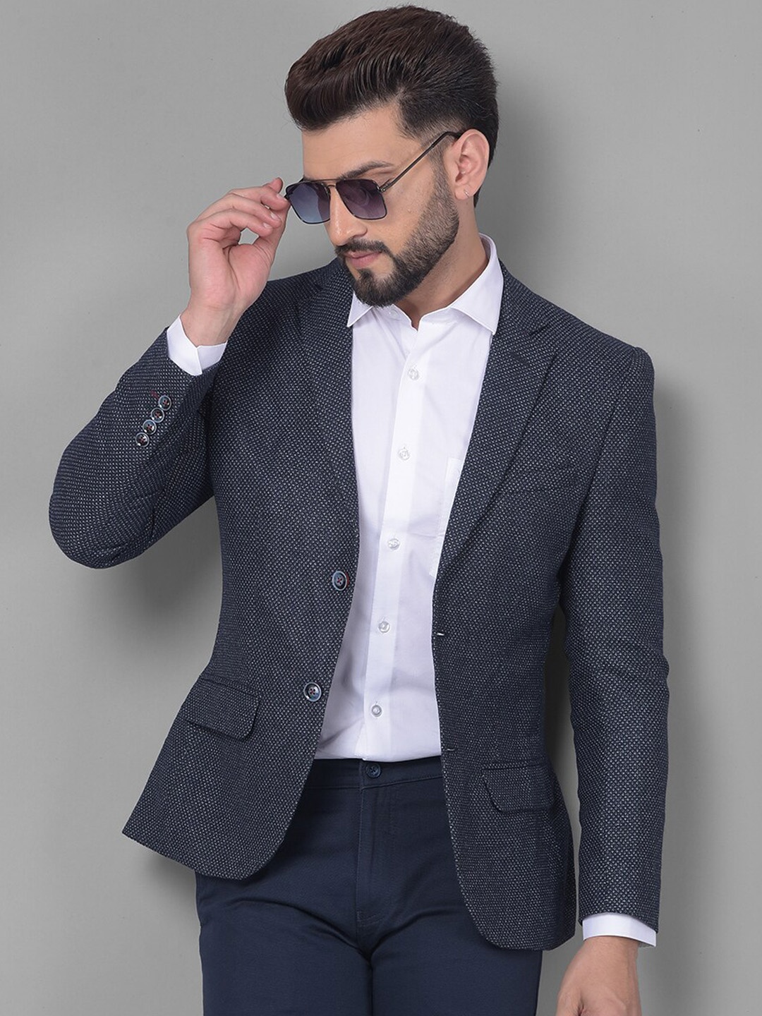 

Crimsoune Club Self Design Single Breasted Slim-Fit Blazer, Navy blue