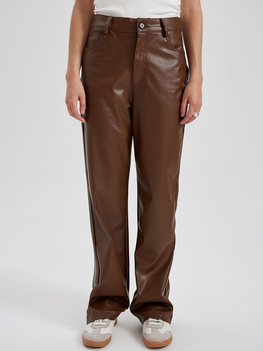 

DeFacto Women Mid-Rise Regular Fit Trousers, Brown