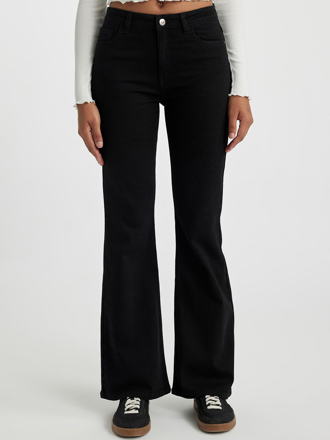 

DeFacto Women Bootcut Mid-Rise Clean Look Stretchable Jeans, Black