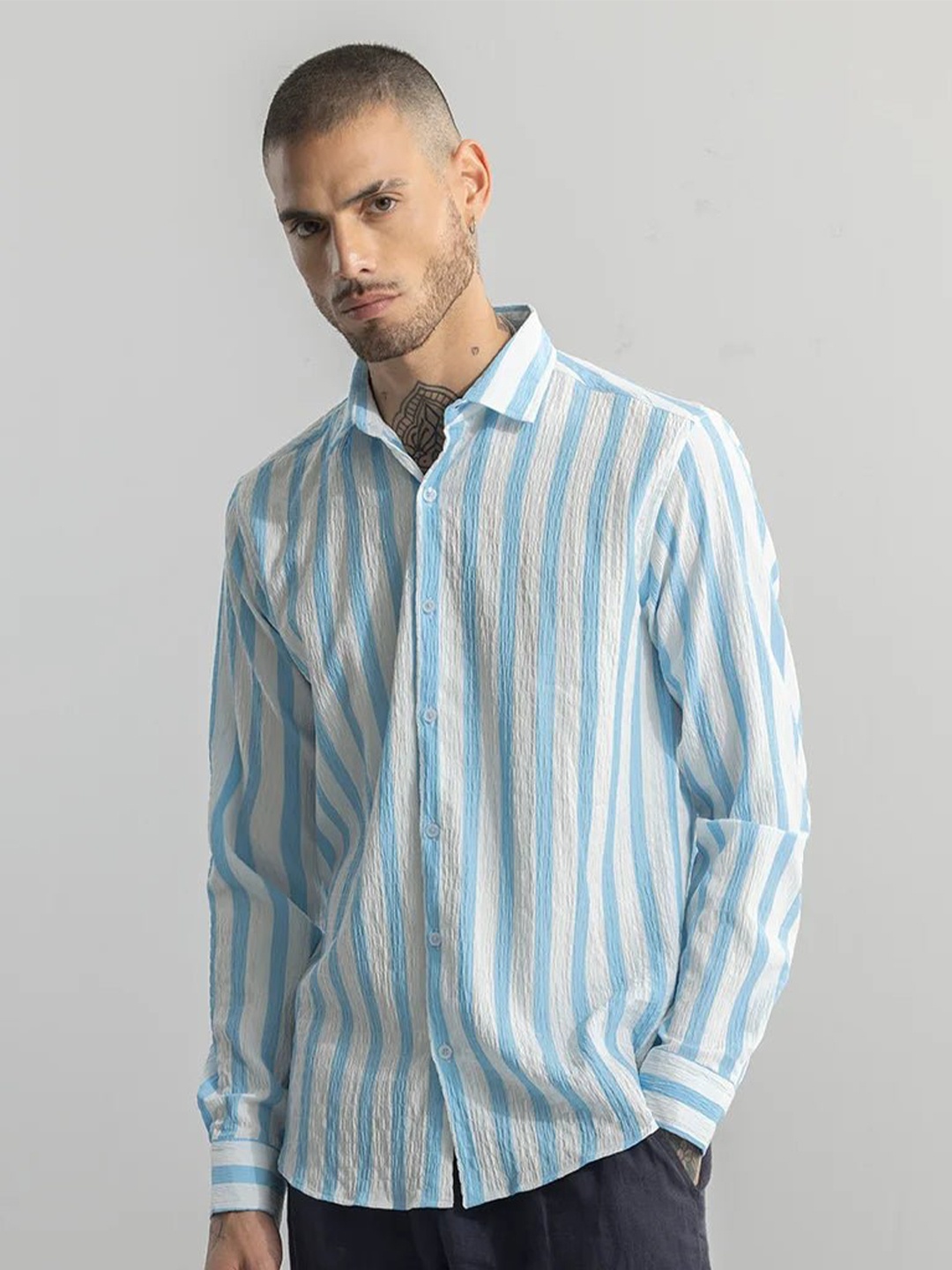 

Snitch Blue Classic Slim Fit Vertical Striped Casual Shirt