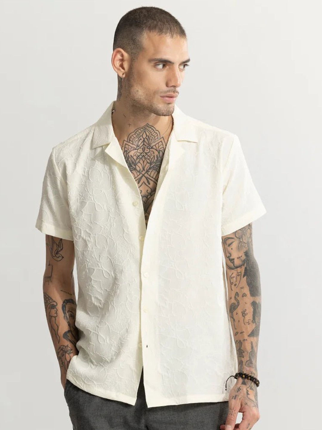 

Snitch Textured Spread Collar Classic Opaque Casual Shirt, Cream