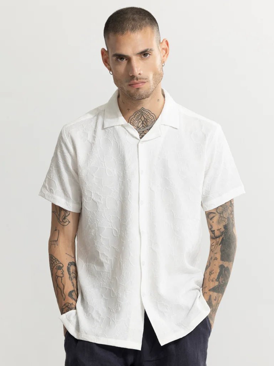 

Snitch Classic Fit Floral Self Design Casual Shirt, White