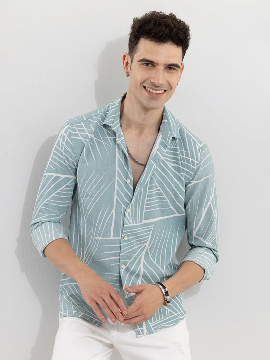 

Snitch Green Classic Slim Fit Abstract Printed Spread Collar Cotton Casual Shirt