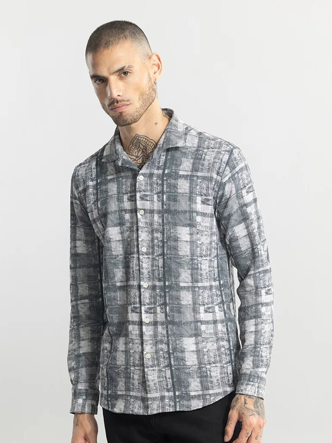 

Snitch Classic Slim Fit Opaque Abstract Printed Casual Shirt, Grey