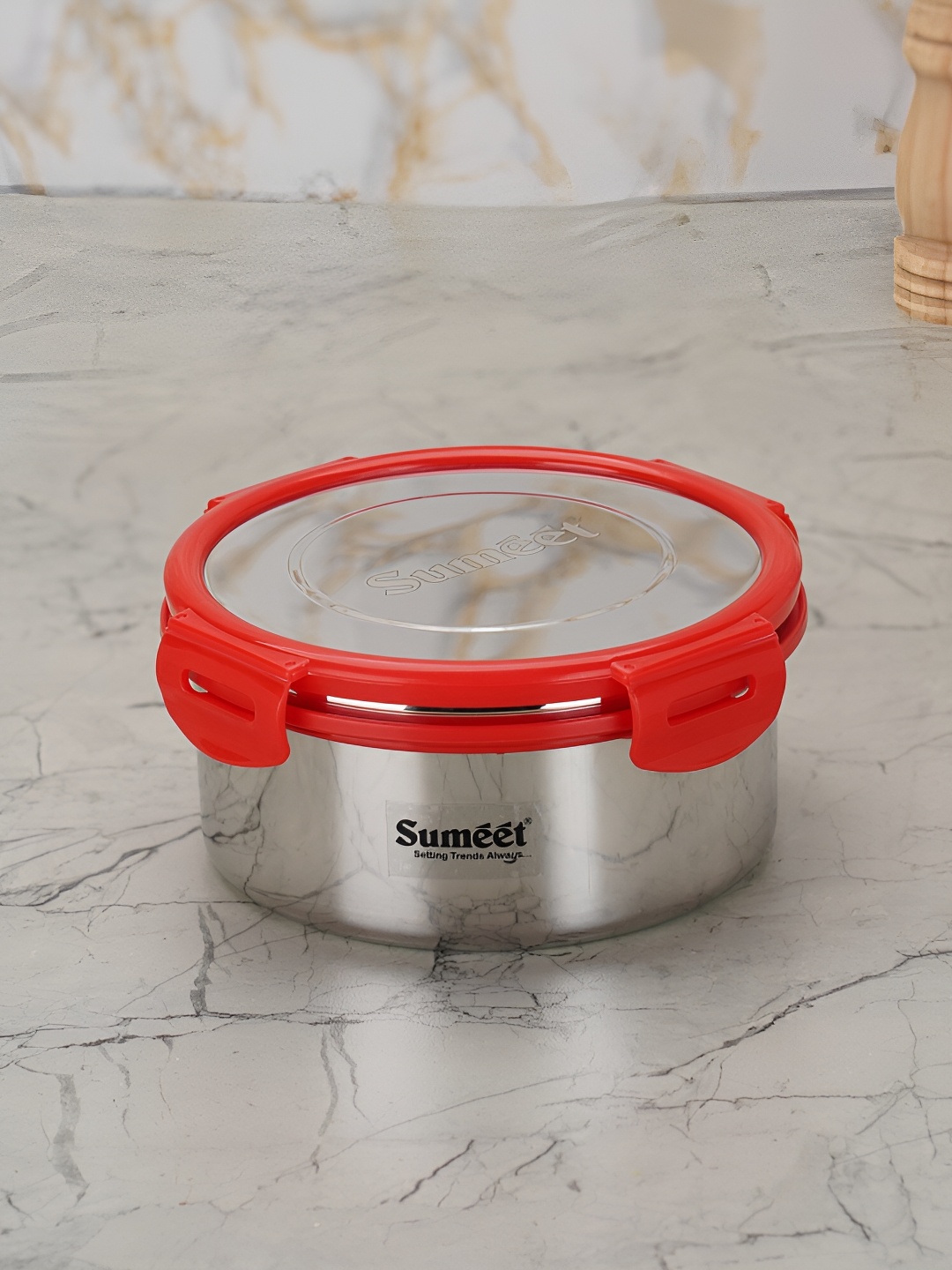 

SUMEET Silver-Toned Stainless Steel Leak Proof Food Container 900ml