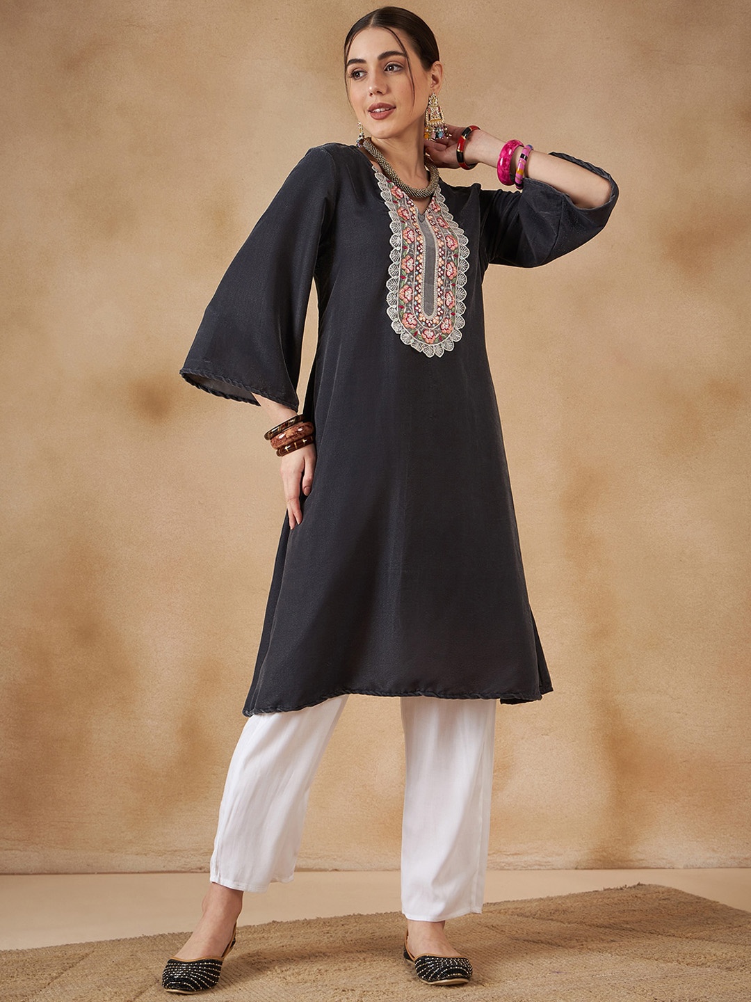 

InWeave Grey Yoke Design Flared Sleeves Velvet Kurta