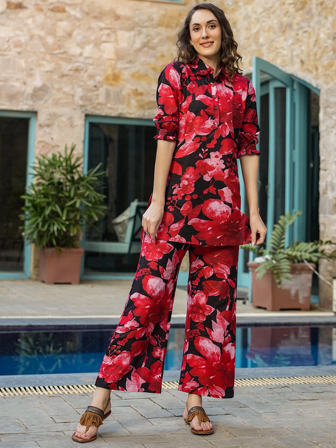 

JISORA Red Floral Printed Shirt Collar Pure Cotton Tunic & Palazzo