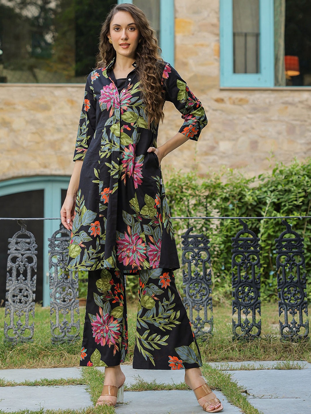 

JISORA Printed Cotton Top & Palazzo With Shrug, Black