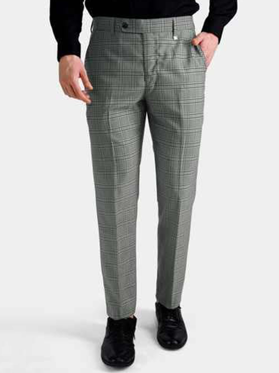 

FRENCH CROWN Men Mid-Rise Checked Relaxed Wrinkle Free Chambray Wool Trousers, Grey