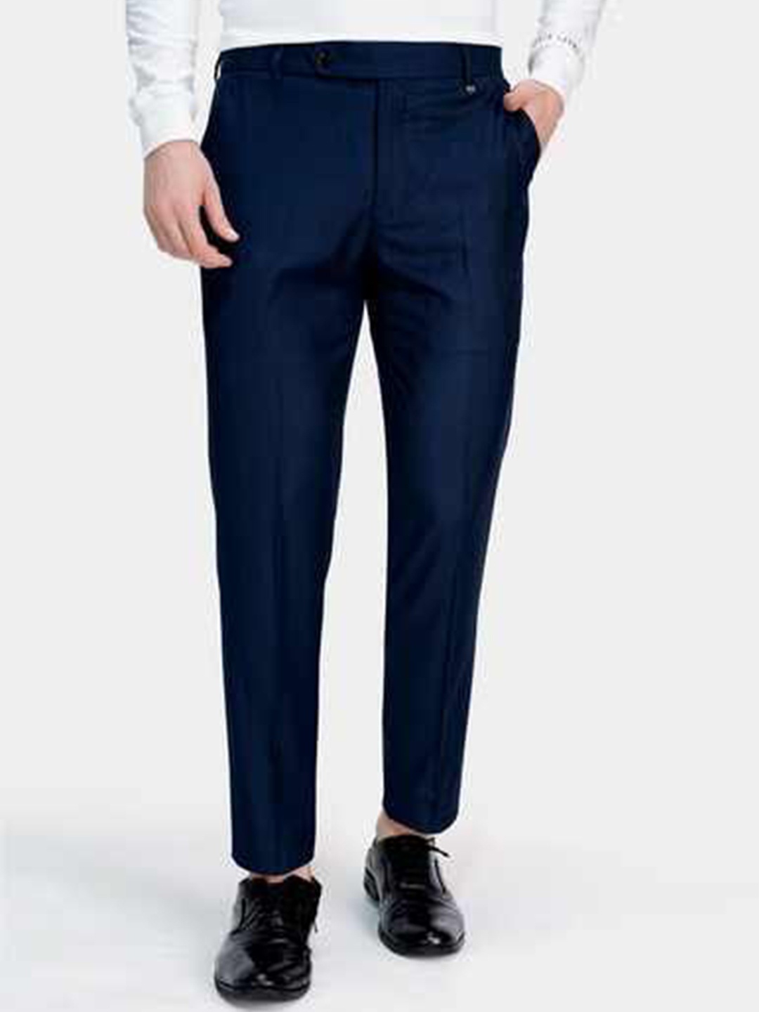 

FRENCH CROWN Men Mid-Rise Relaxed Wrinkle Free Chambray Wool Trousers, Blue