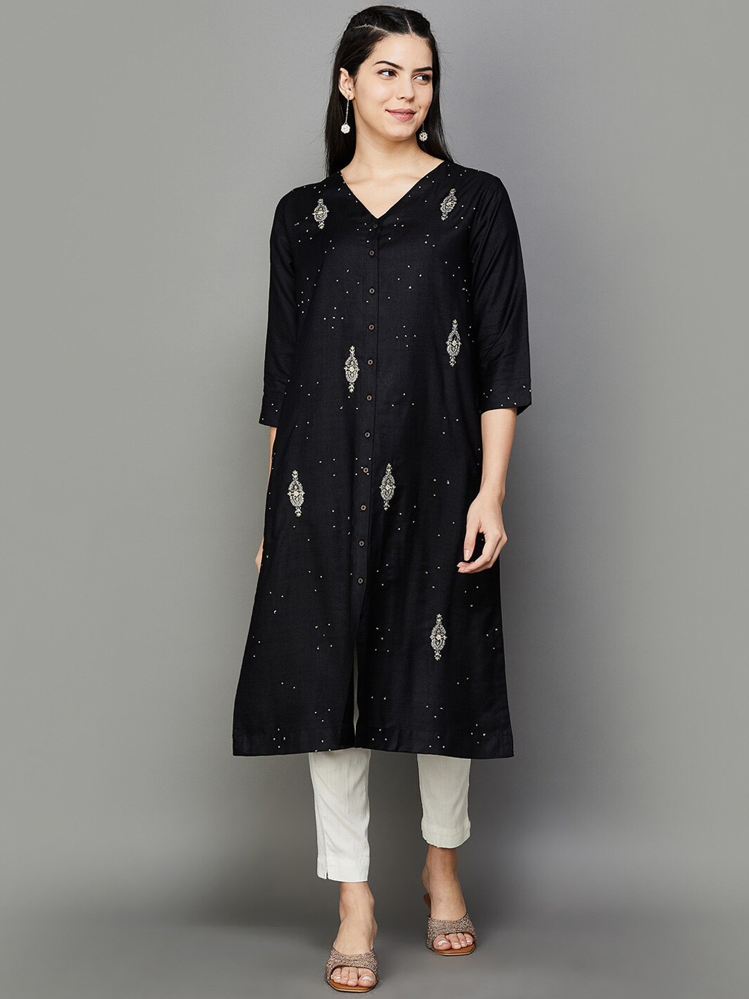 

Melange by Lifestyle Ethnic Motifs Embroidered V-Neck Silk Straight Kurta, Black