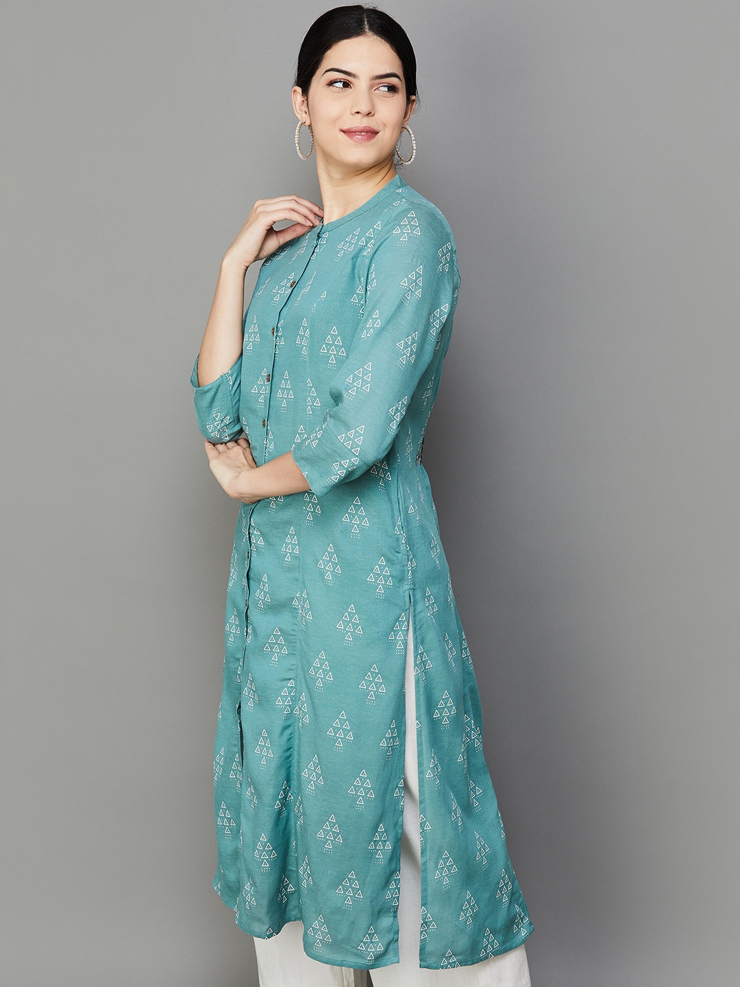 

Melange by Lifestyle Ethnic Motifs Printed Straight Kurta, Turquoise blue