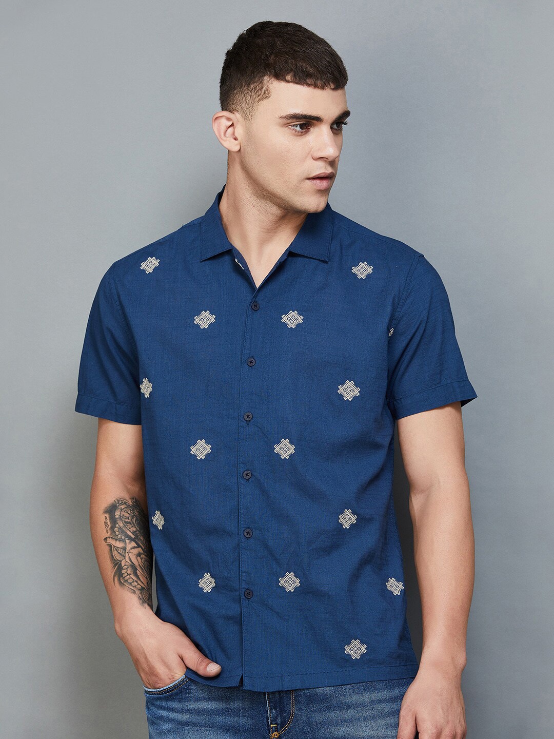 

Forca by Lifestyle Ethnic Motifs Printed Cotton Casual Shirt, Navy blue