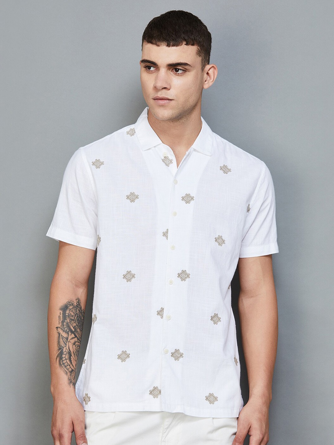 

Forca by Lifestyle Ethnic Motifs Printed Cotton Casual Shirt, Off white